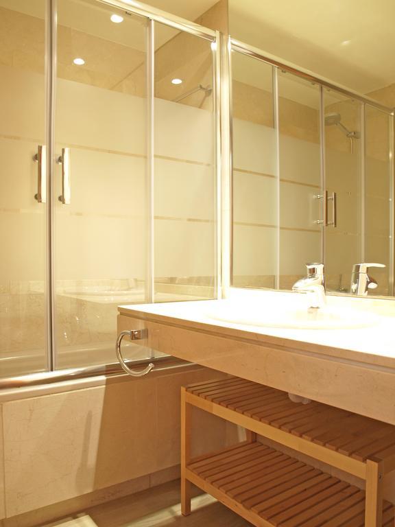 Apartup Yellow Opera View Apartment บาเลนเซีย ภายนอก รูปภาพ